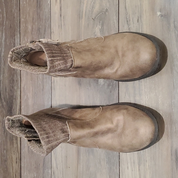 B.O.C. "Like New"Womens Ankle Leather Booties block heels shoes sz 9 - Picture 3 of 13